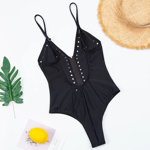 CLEARANCE Black Sexy Cut Out Zipper One Piece Swimsuit - Picture 6 of 8
